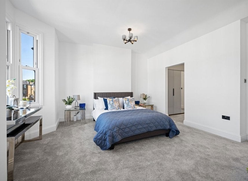 House Grayling Road in Greater London