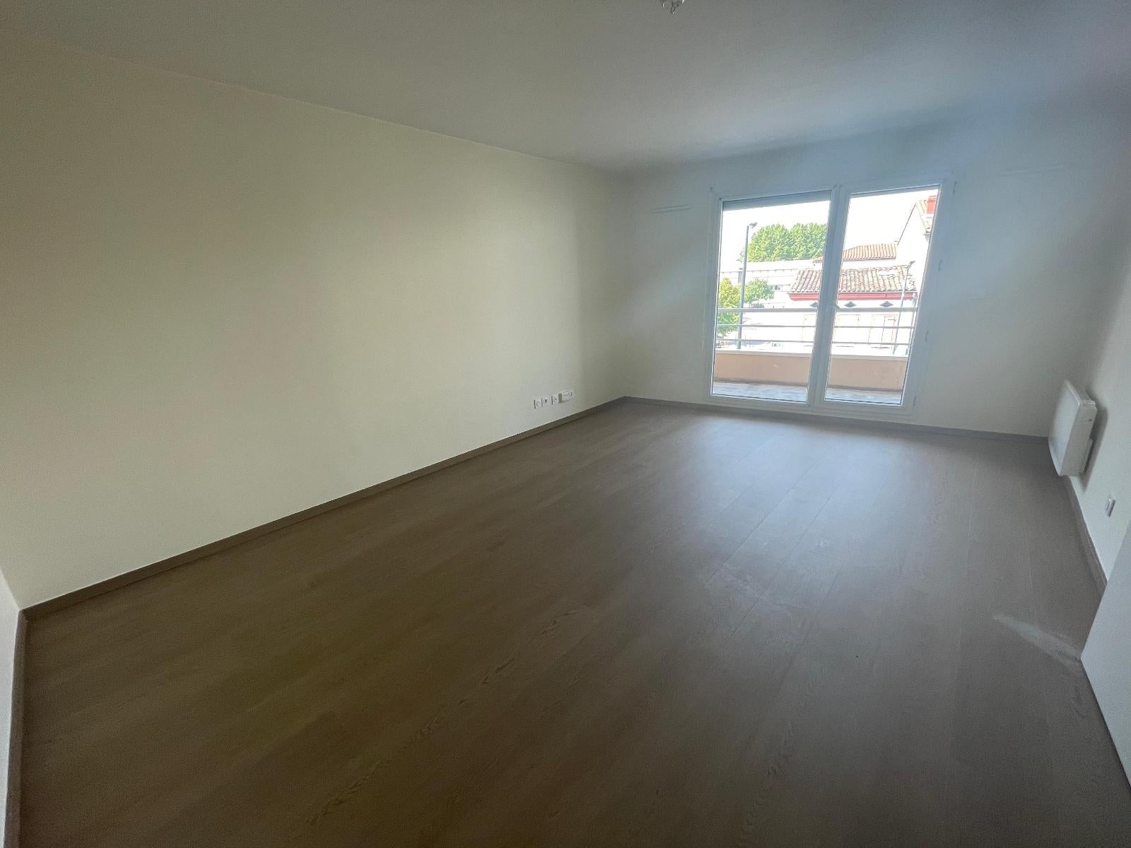 Flat Avenue des Minimes in Toulouse