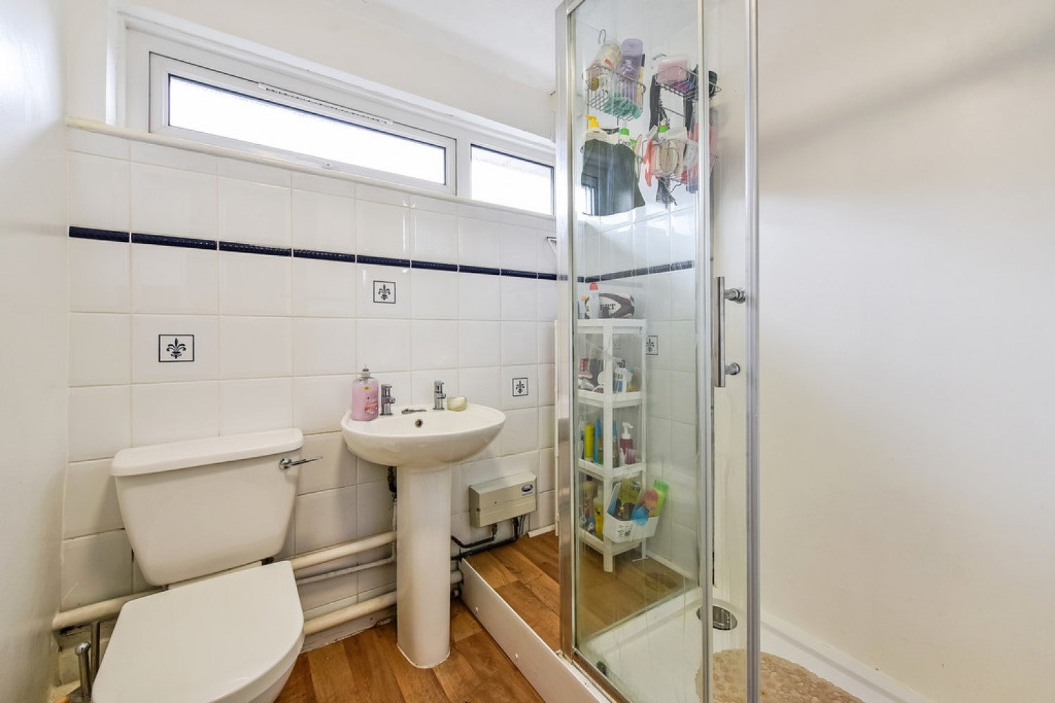 Room Warwick Close in Winchester