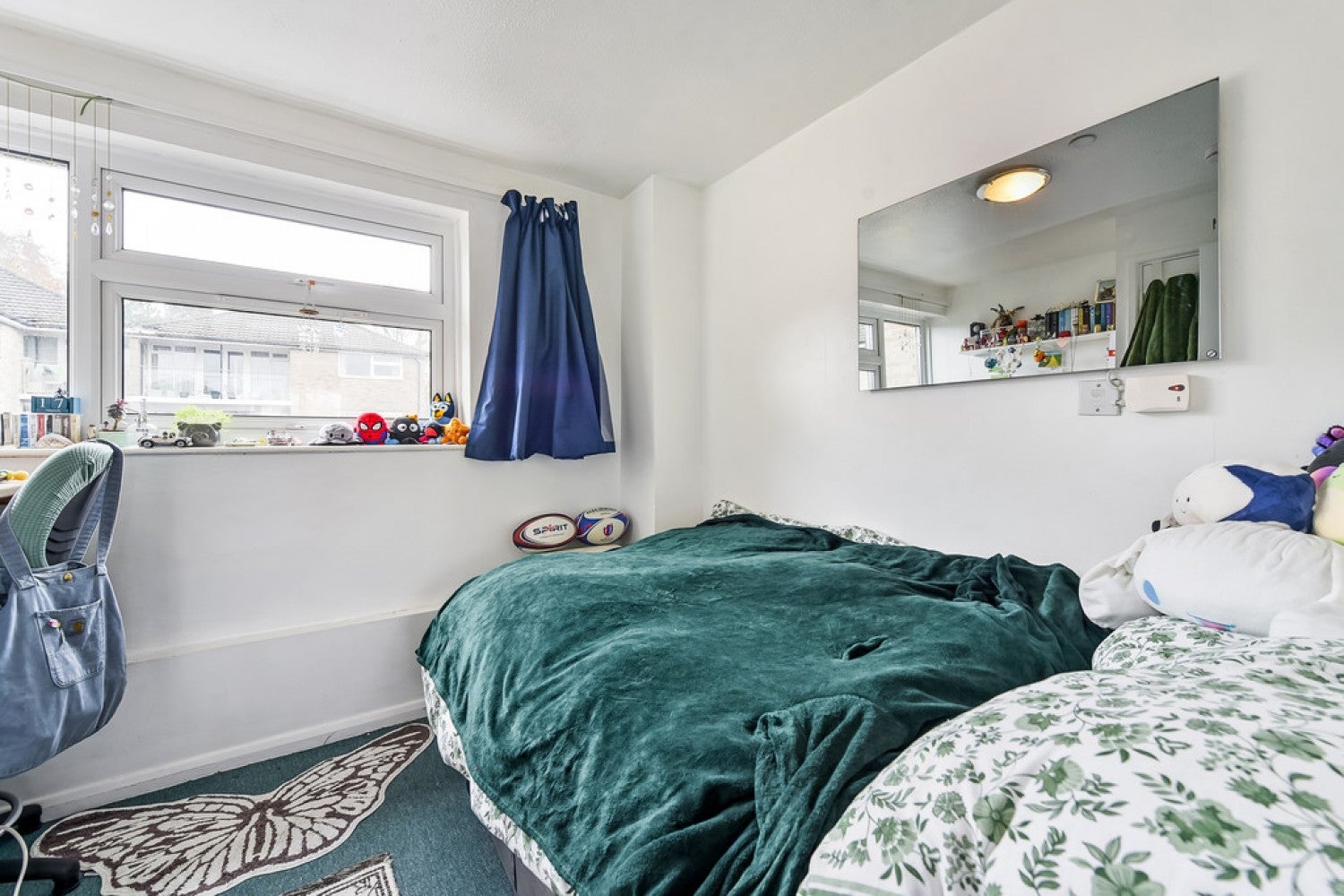 Room Warwick Close in Winchester