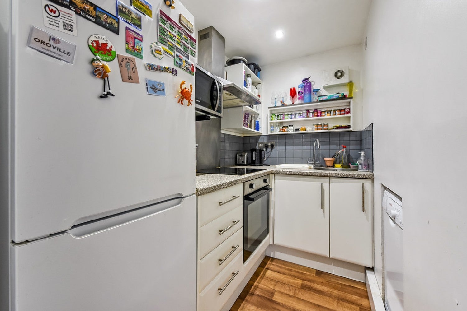 Room Warwick Close in Winchester
