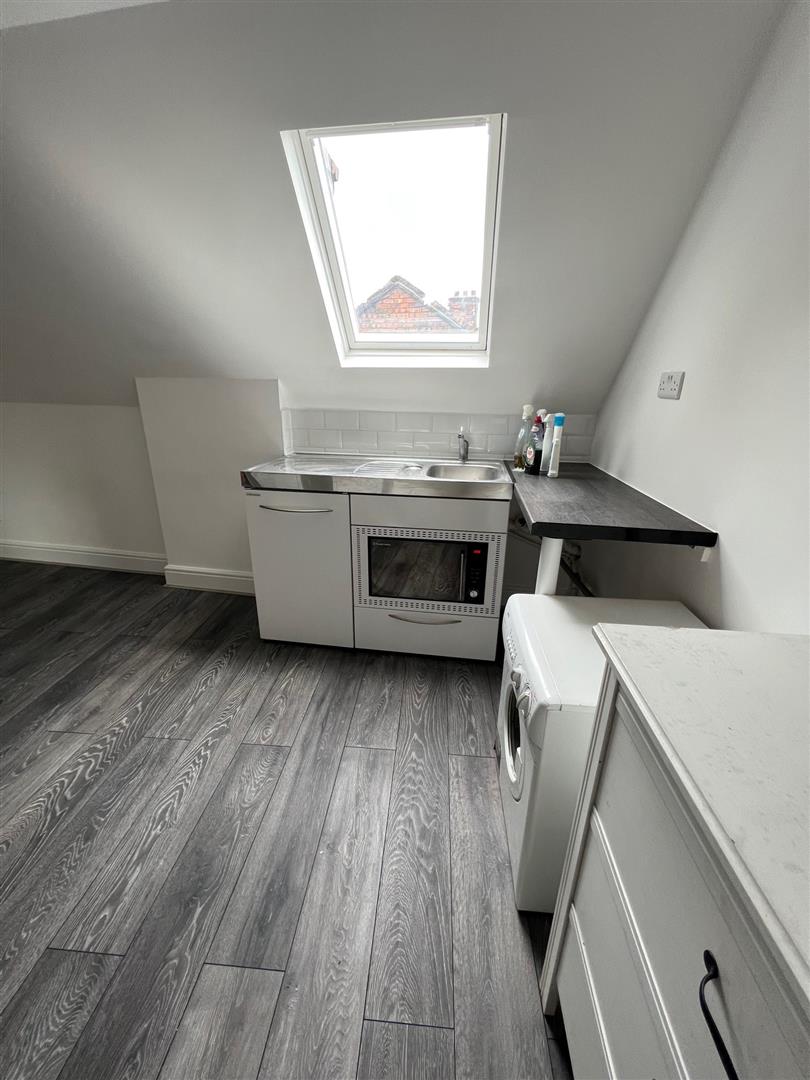Flat Brent Street in Greater London