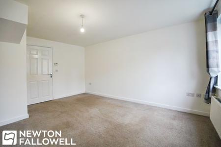 House Mirabelle Way in Doncaster