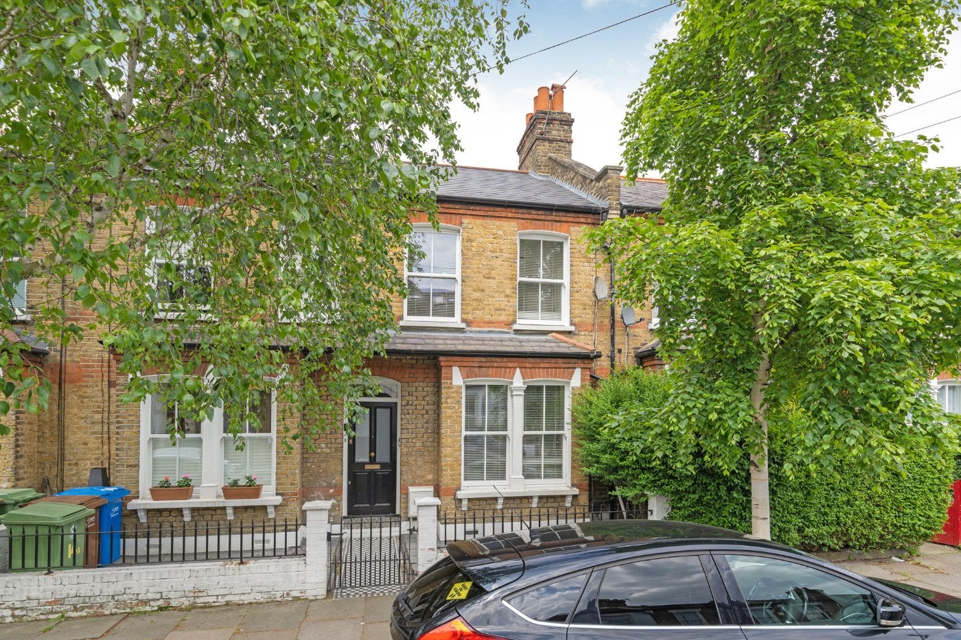 House Pellatt Road in Greater London