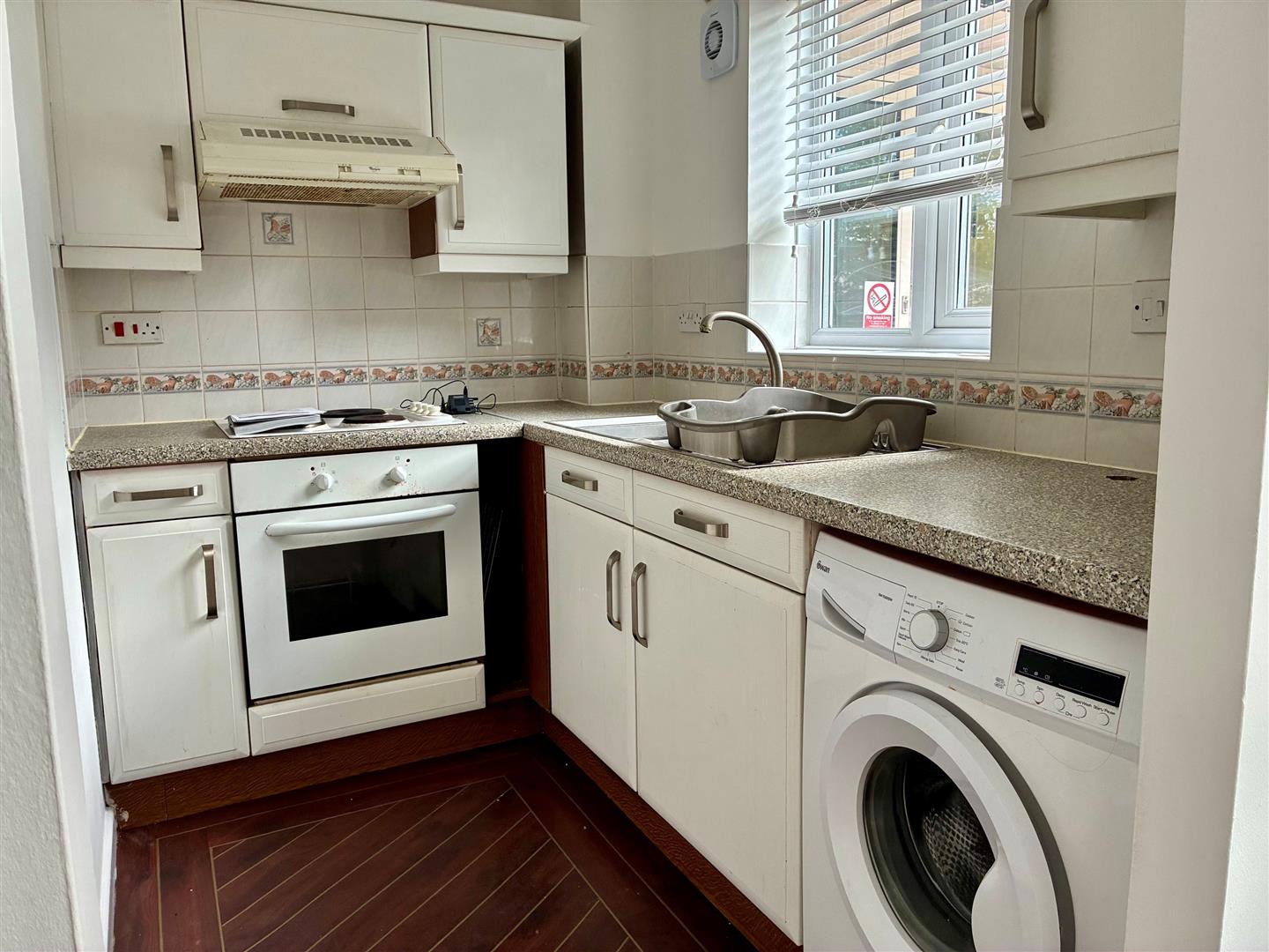 Flat Woburn in Tamworth