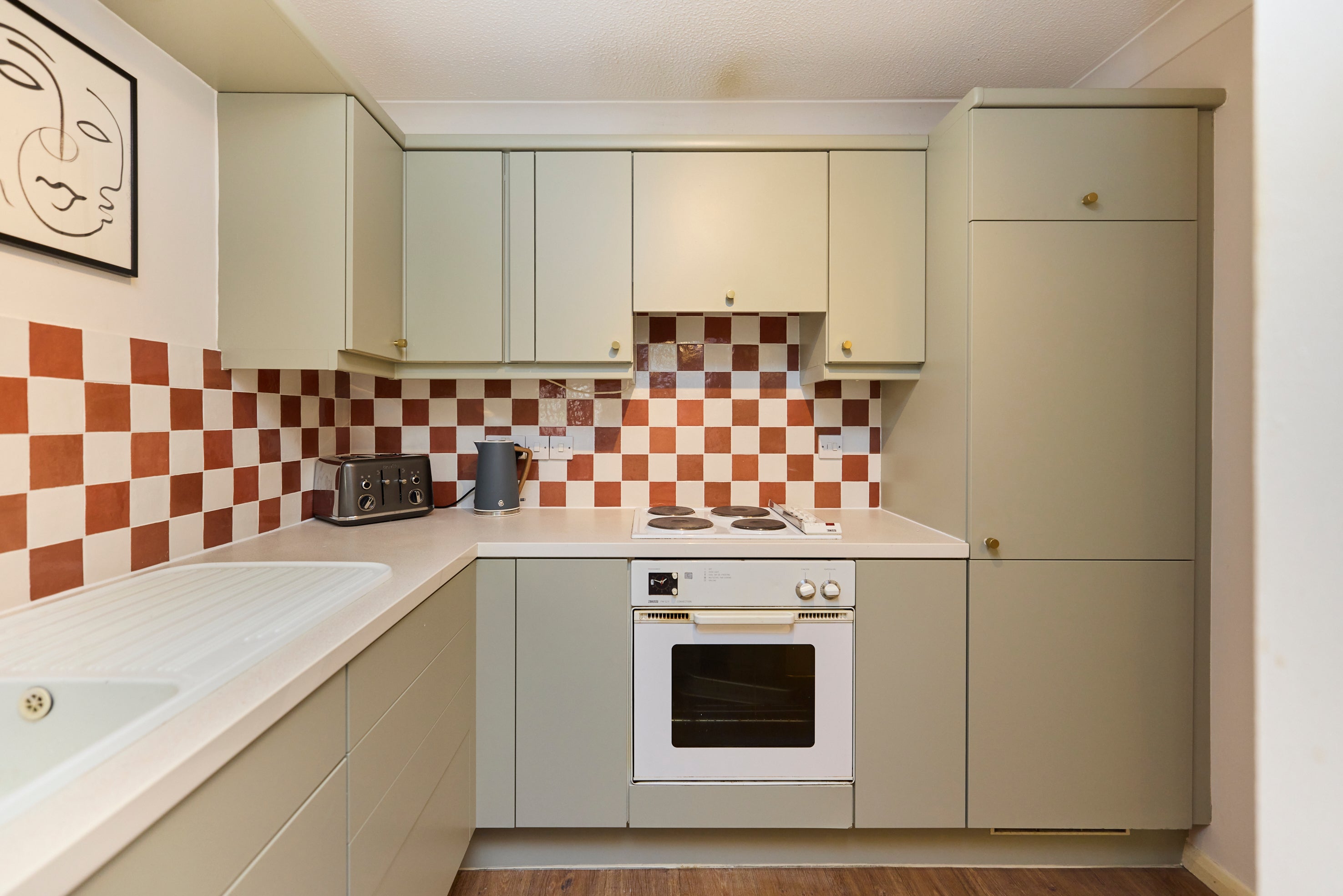 Flat Conant Mews in Greater London