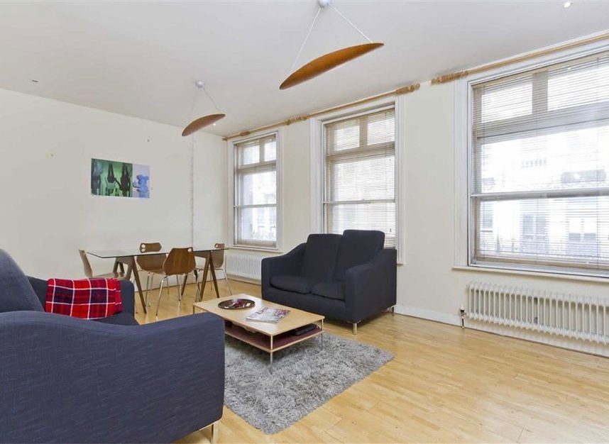 Flat Fleet Street in City of London