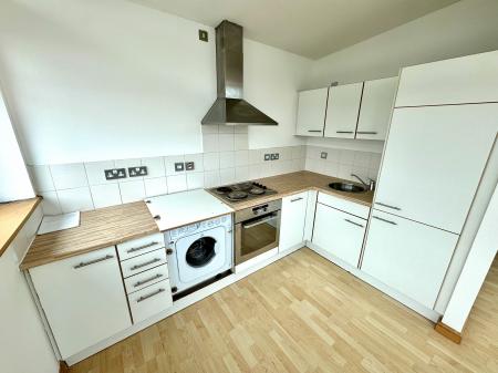 Flat Gomer Street West in Willenhall