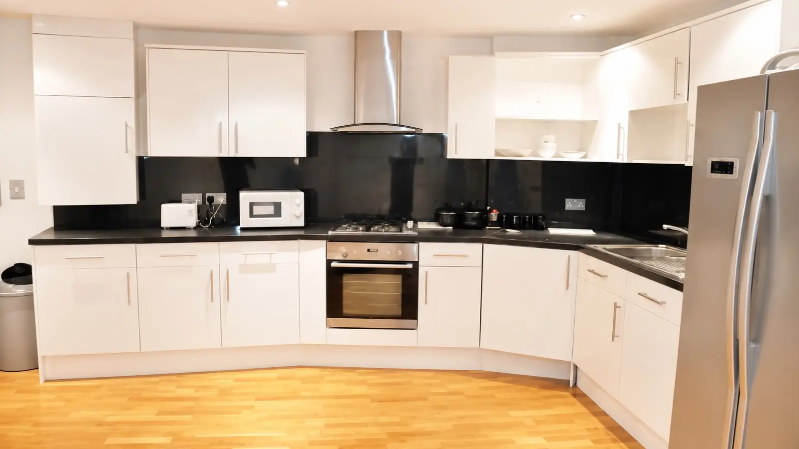 Flat Tivoli Way in Greater London