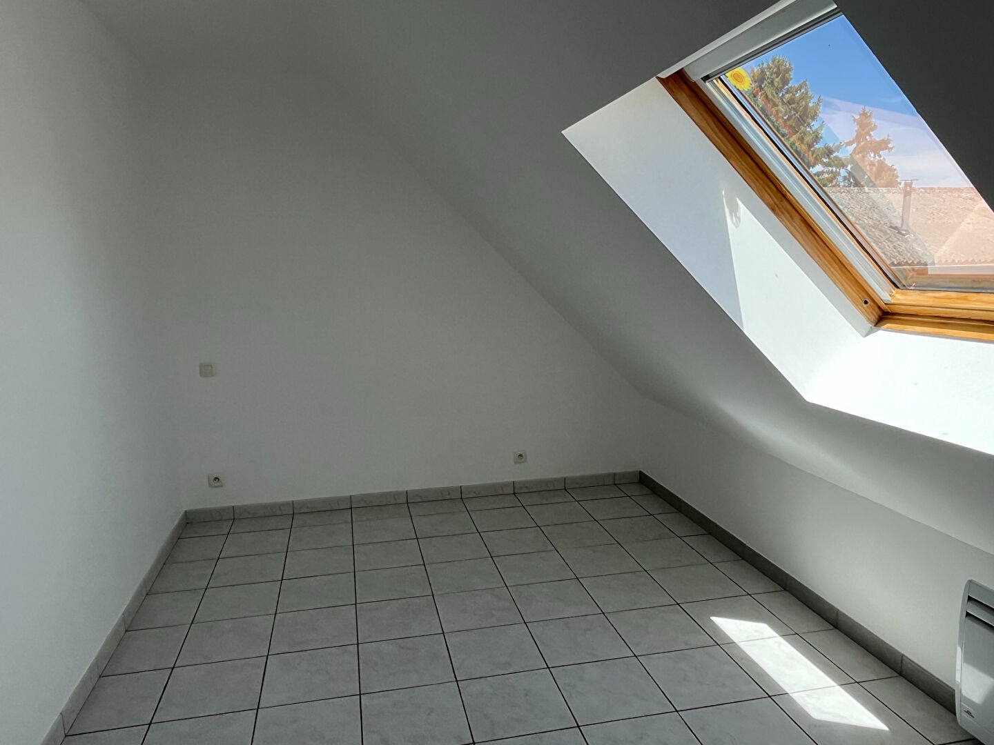 Appartement place de la Gare à Montfort-sur-Meu