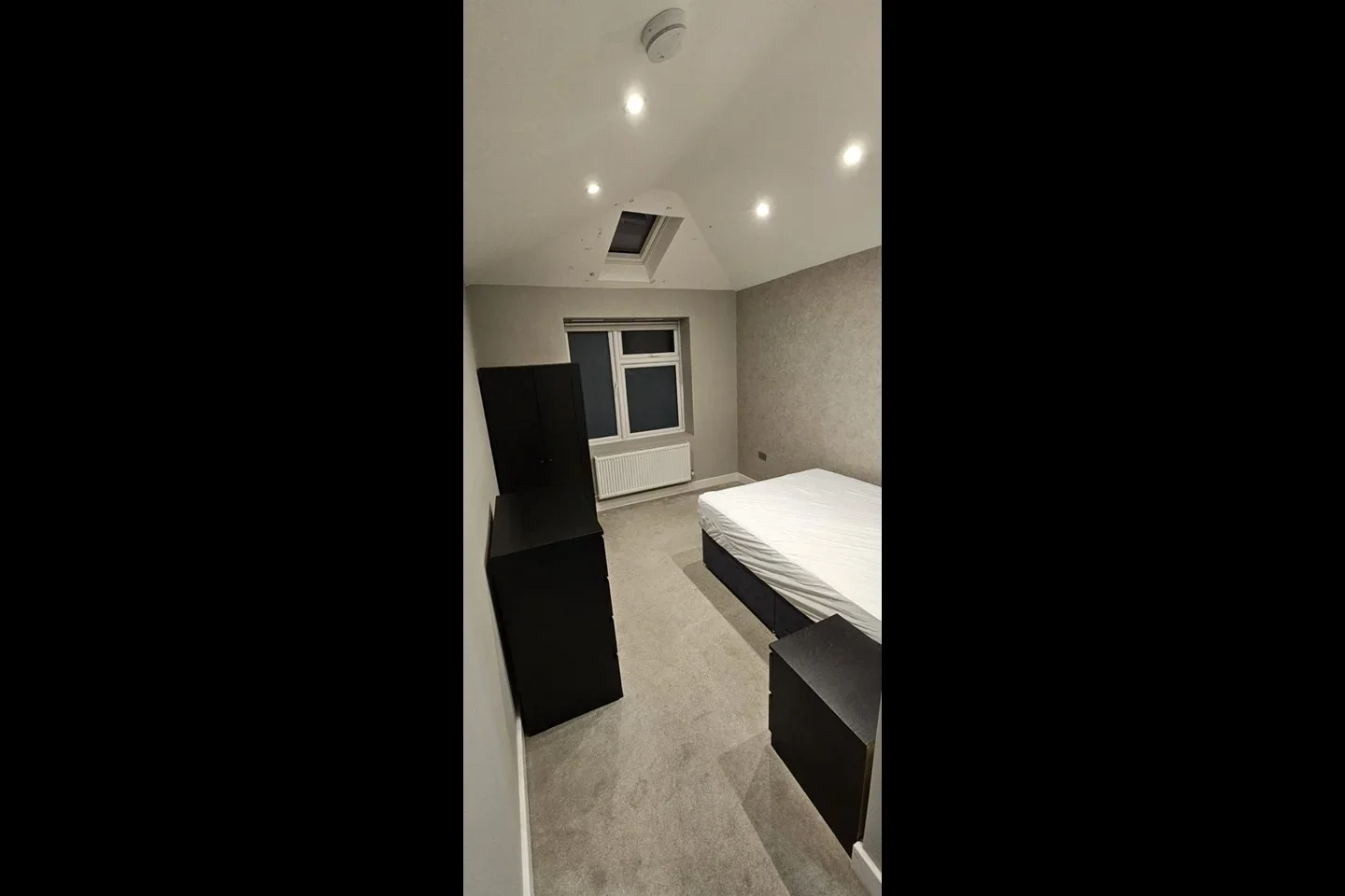 Room Prout Grove in Greater London