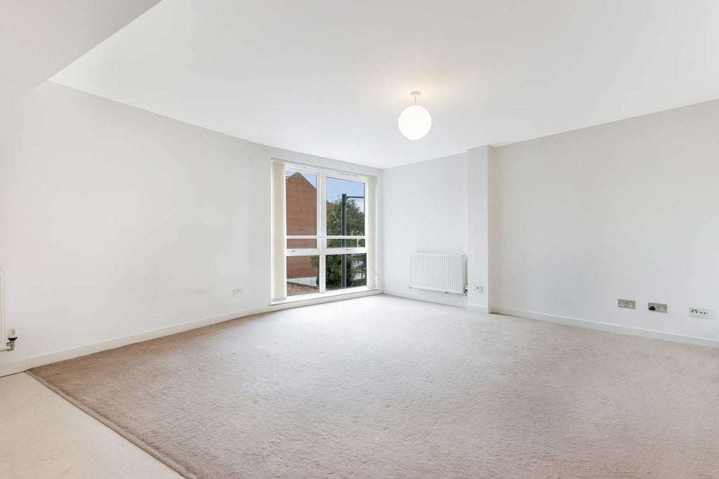 Flat McPhail Street in Glasgow