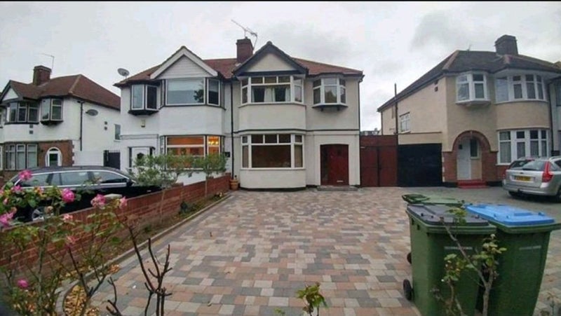 Room Rochester Way in Greater London