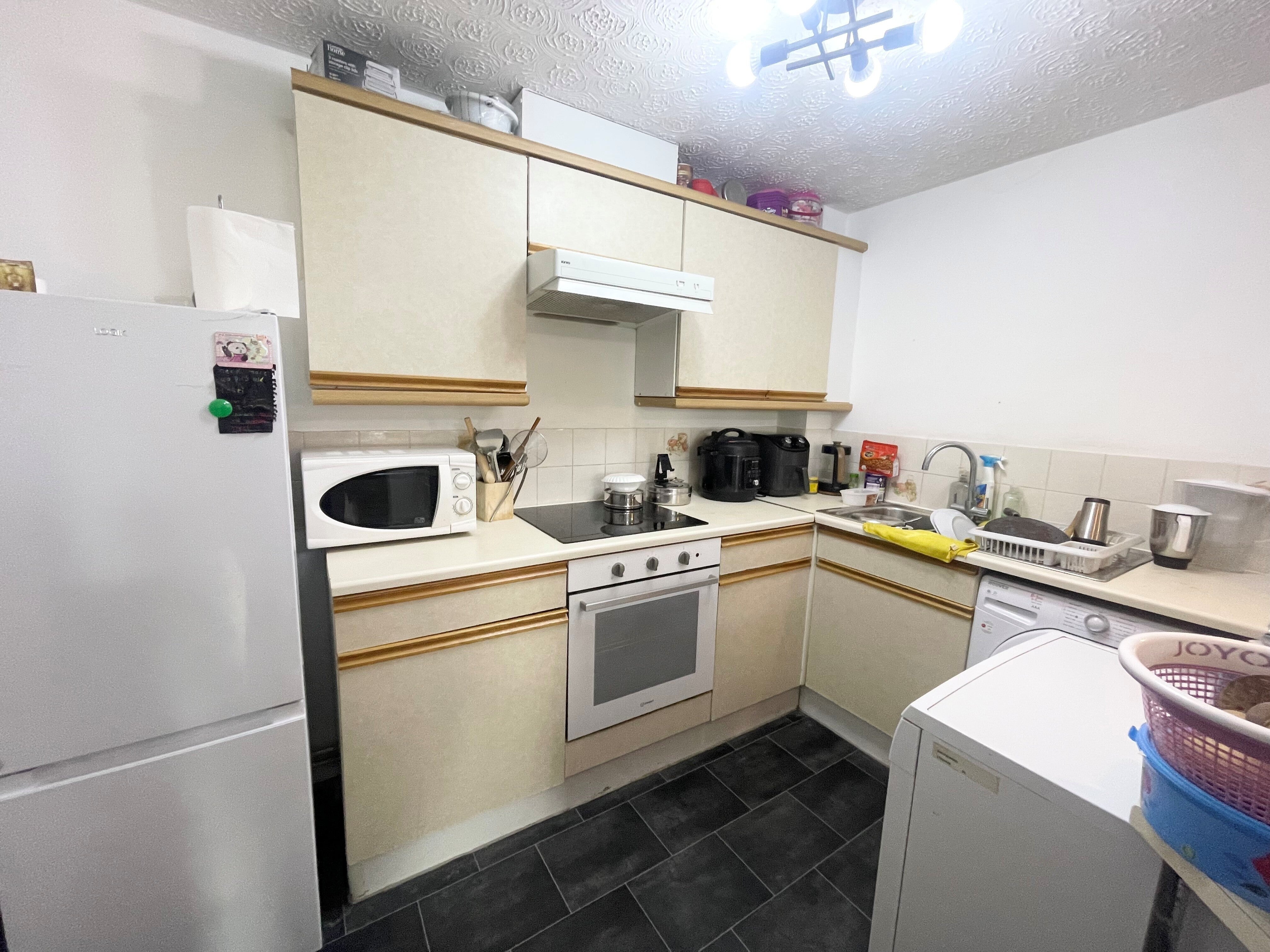 Flat Sapphire Drive in Royal Leamington Spa