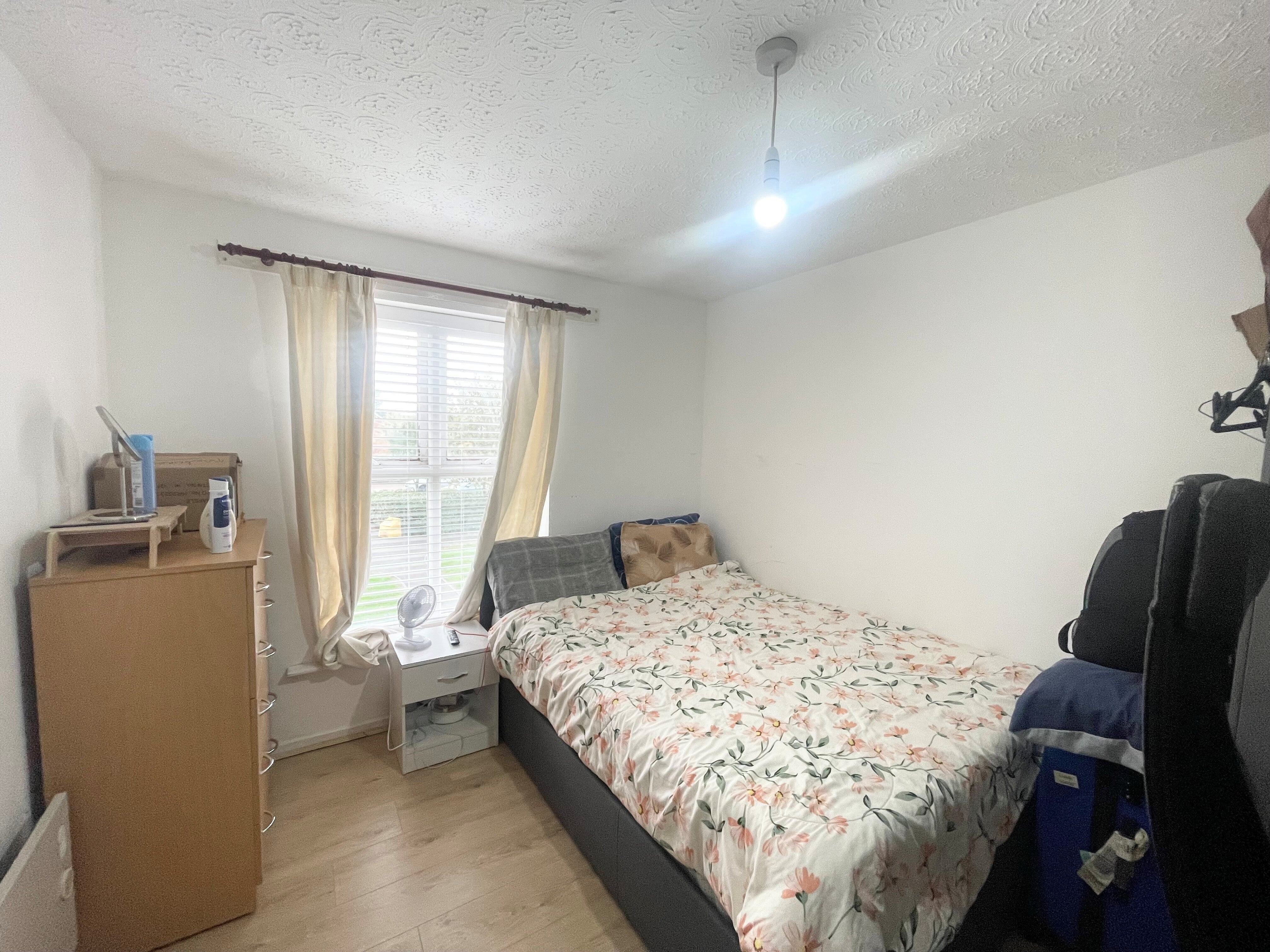 Flat Sapphire Drive in Royal Leamington Spa