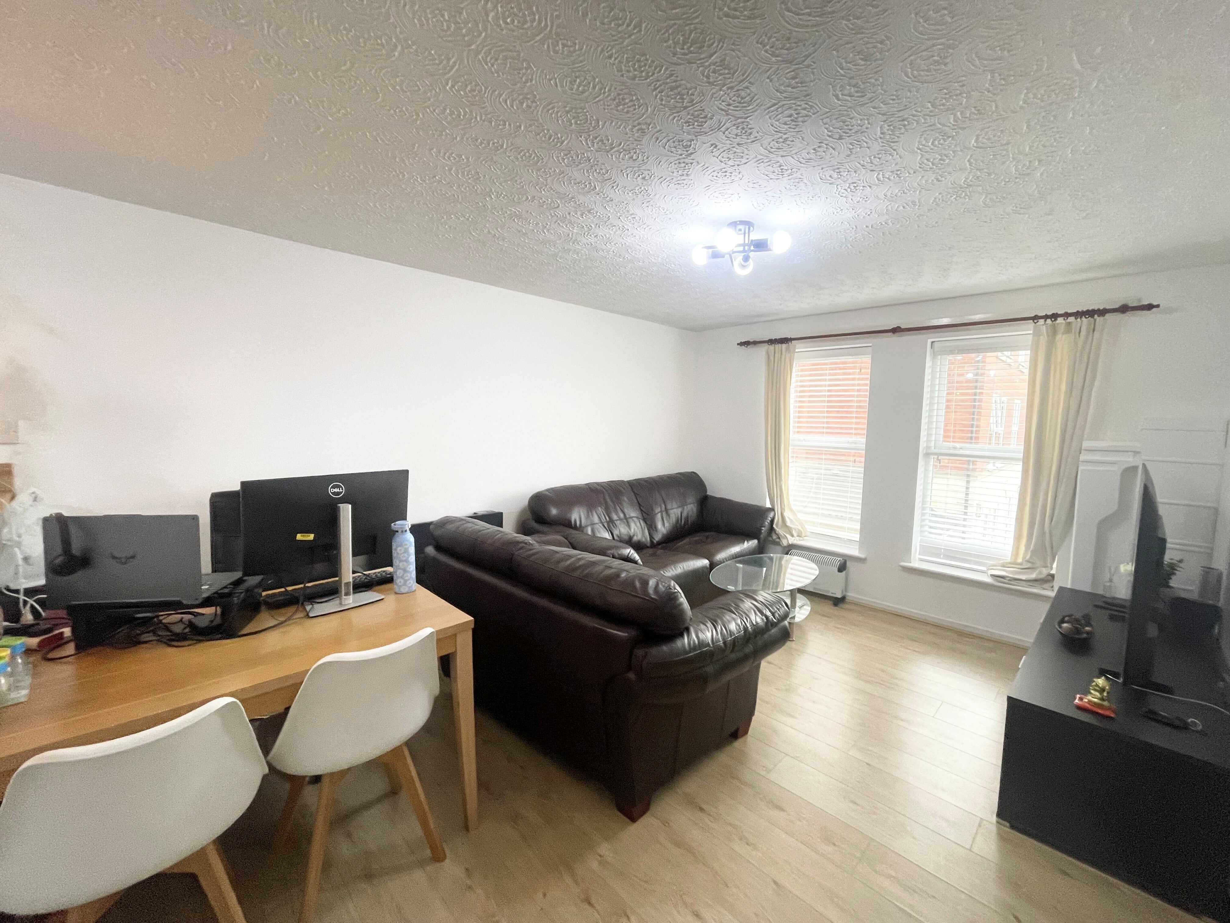 Flat Sapphire Drive in Royal Leamington Spa