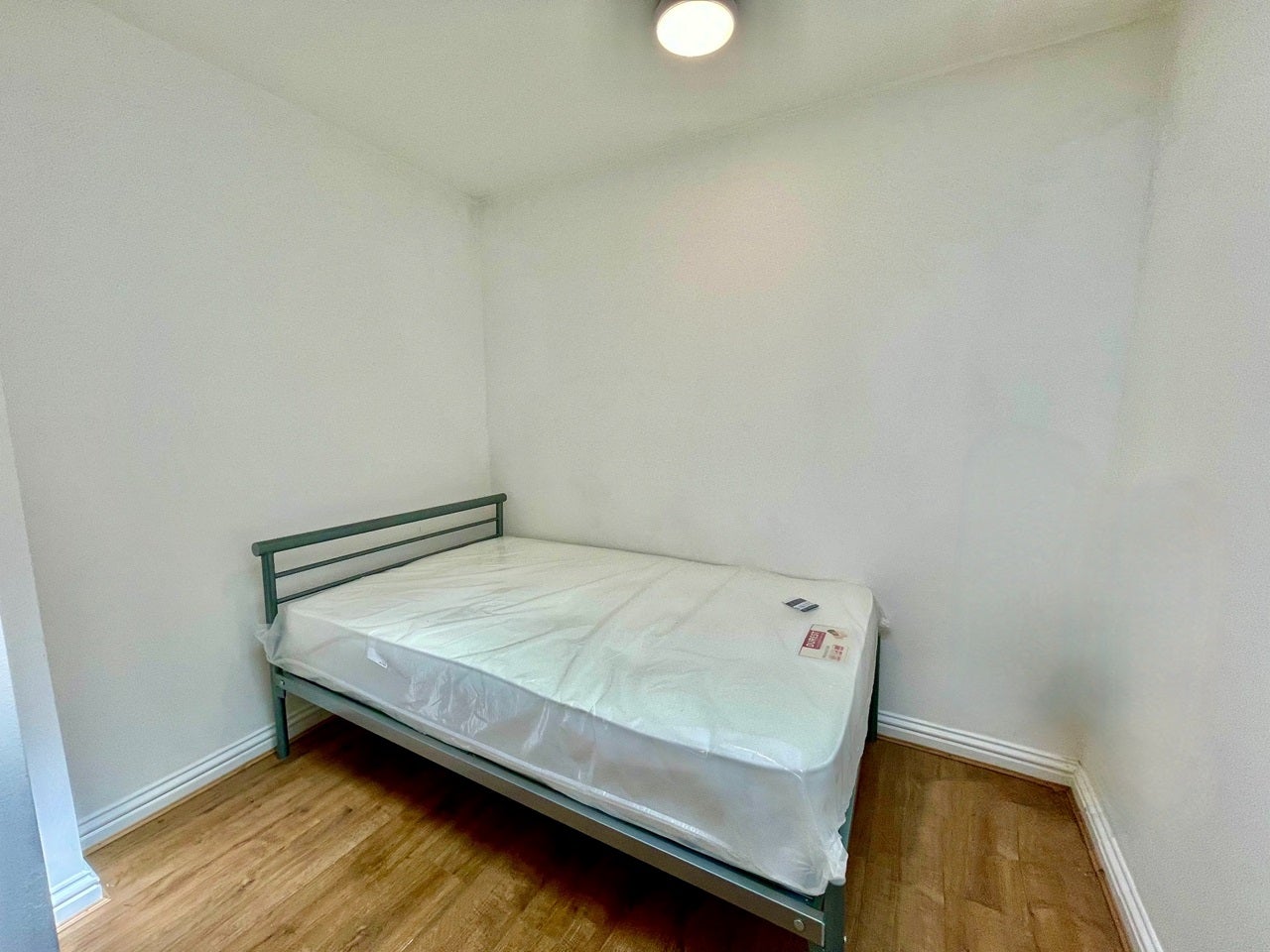 Flat York Road in Greater London