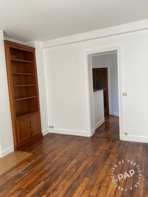 Flat Rue de Cîteaux in Paris
