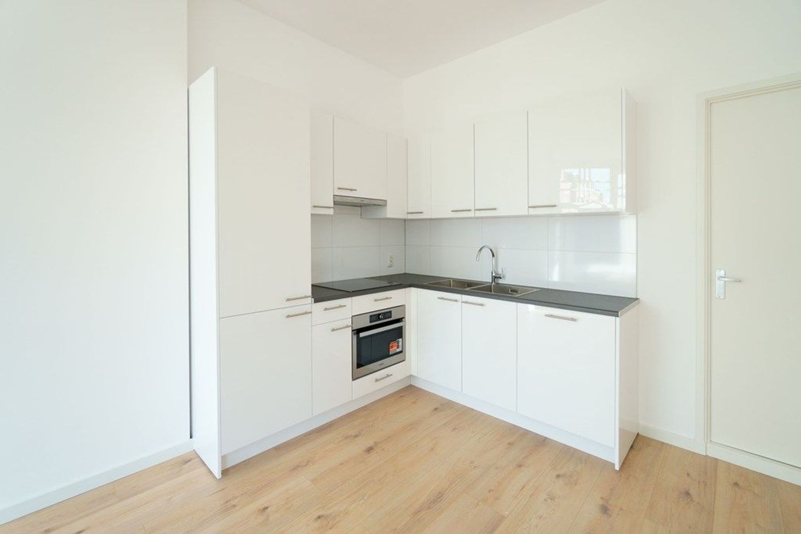 Appartement Aert van der Goesstraat 3
