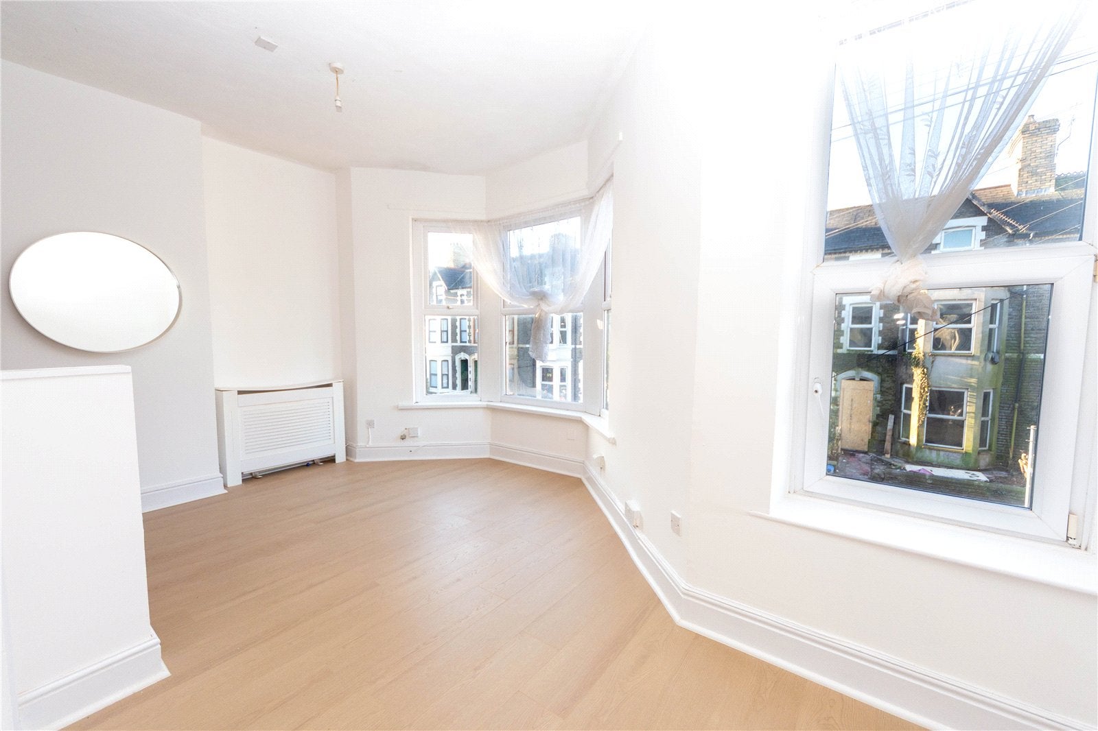 Flat Claude Road in Cardiff