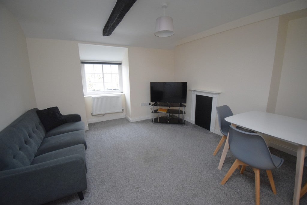 Flat Cornhill in Bridgwater