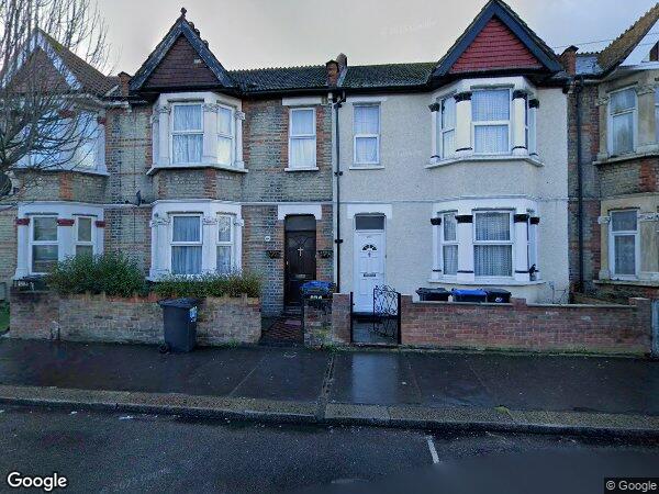 Room Sutherland Road in Greater London