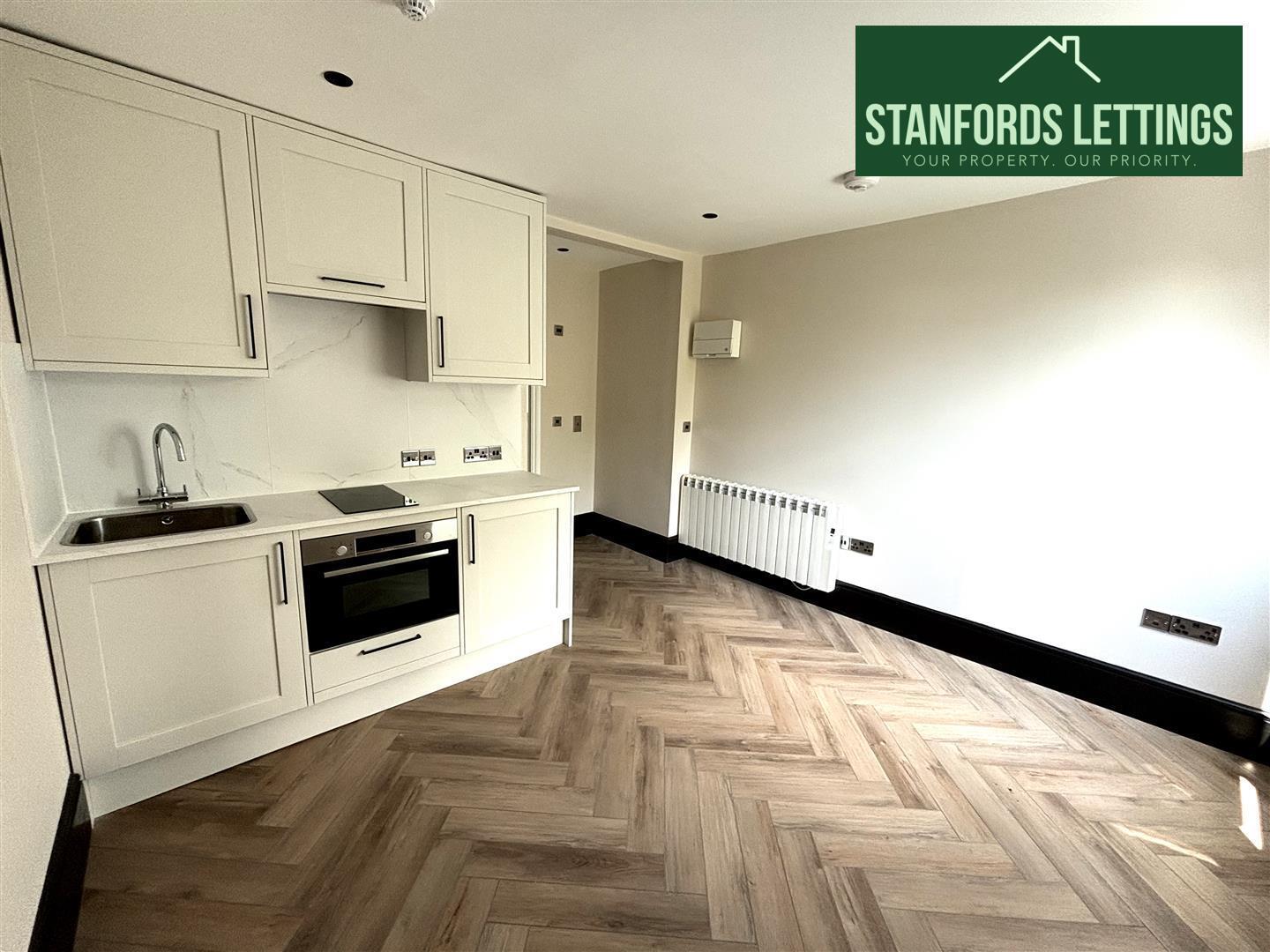 Flat Norfolk Terrace in Brighton