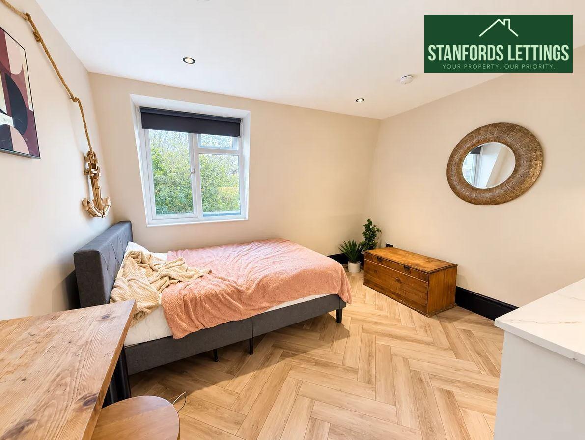 Flat Norfolk Terrace in Brighton