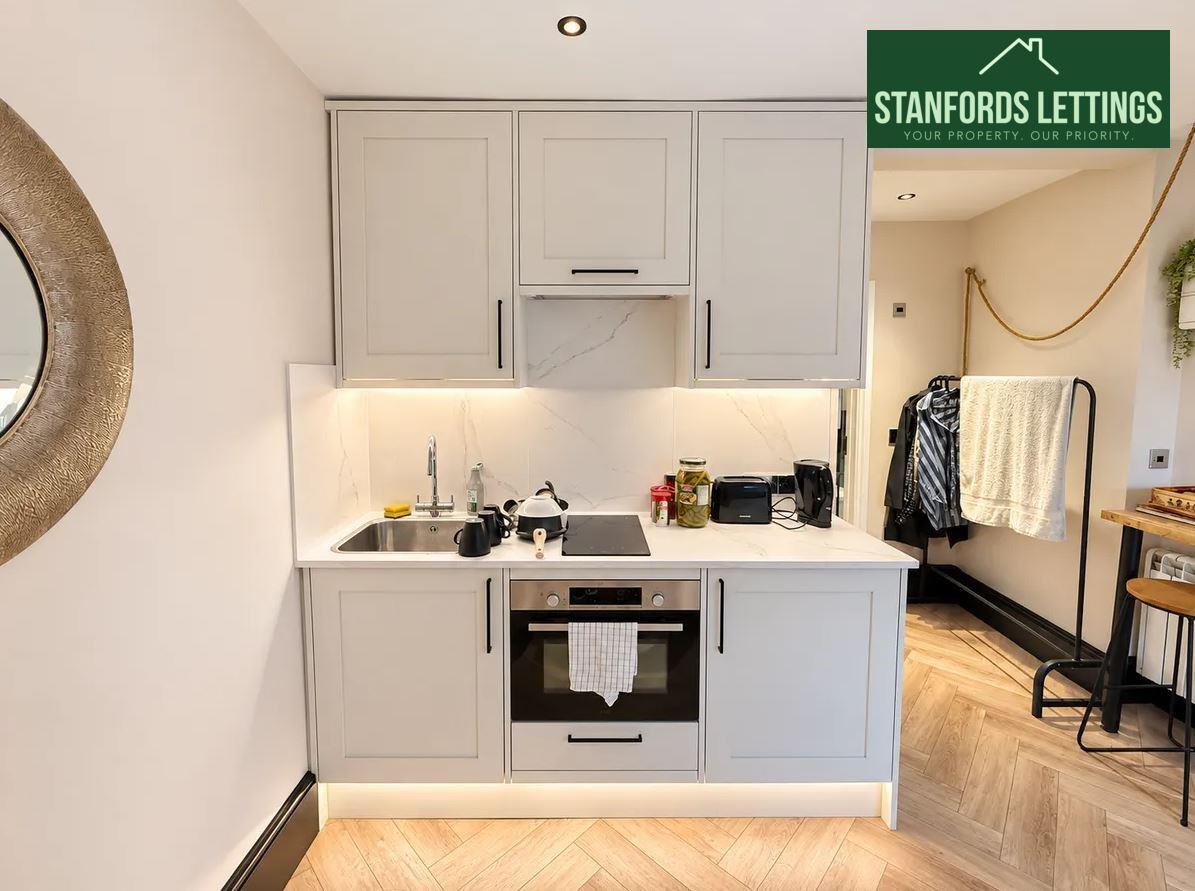 Flat Norfolk Terrace in Brighton