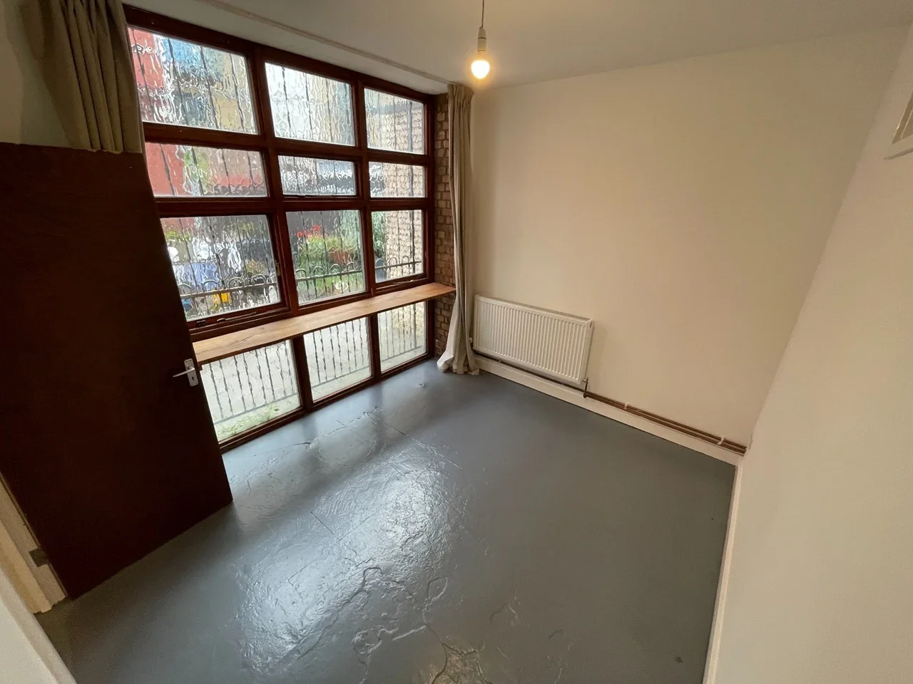 Flat Tudor Grove in Greater London