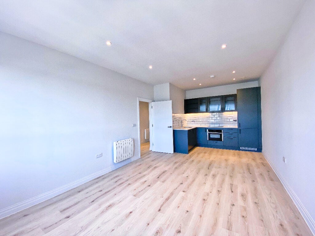 Flat Doman Road in Surrey Heath