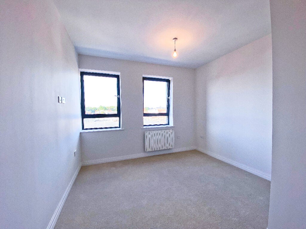 Flat Doman Road in Surrey Heath