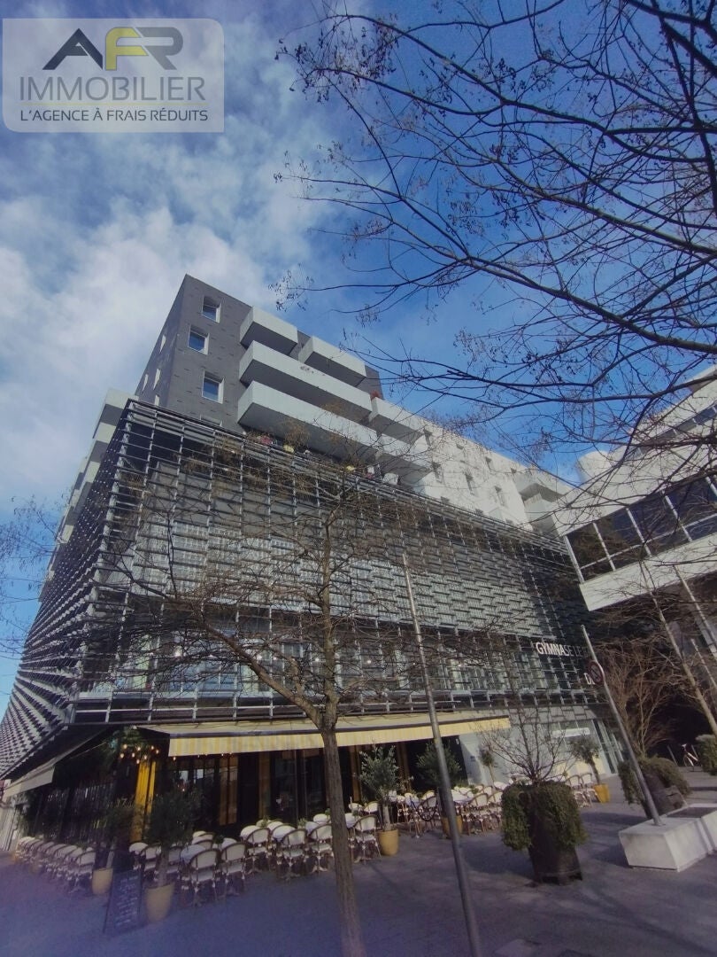 Flat Rue de Paris in Joinville-le-Pont