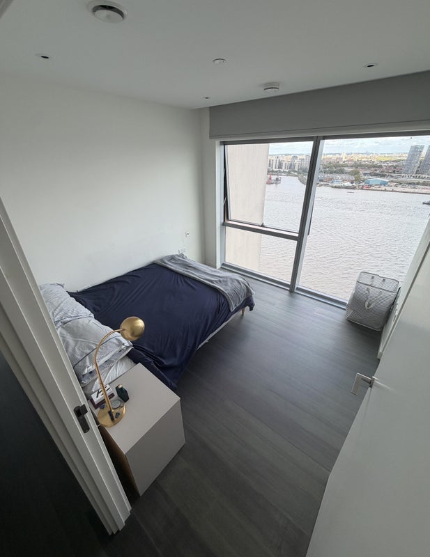 Room Cutter Lane in Greater London