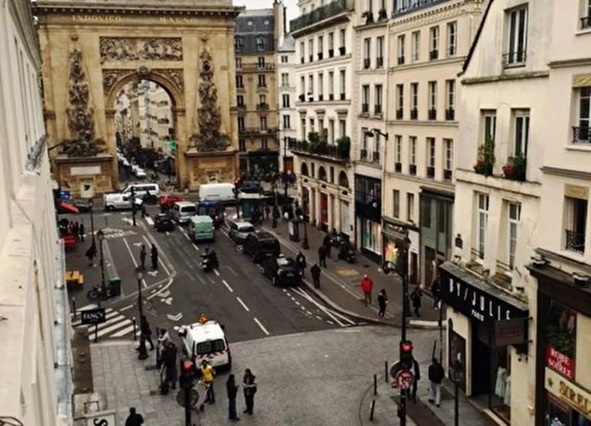 Room Rue Saint-Denis in Paris