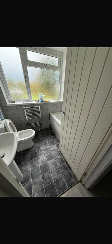 Room Gipsy Patch Lane in Bristol