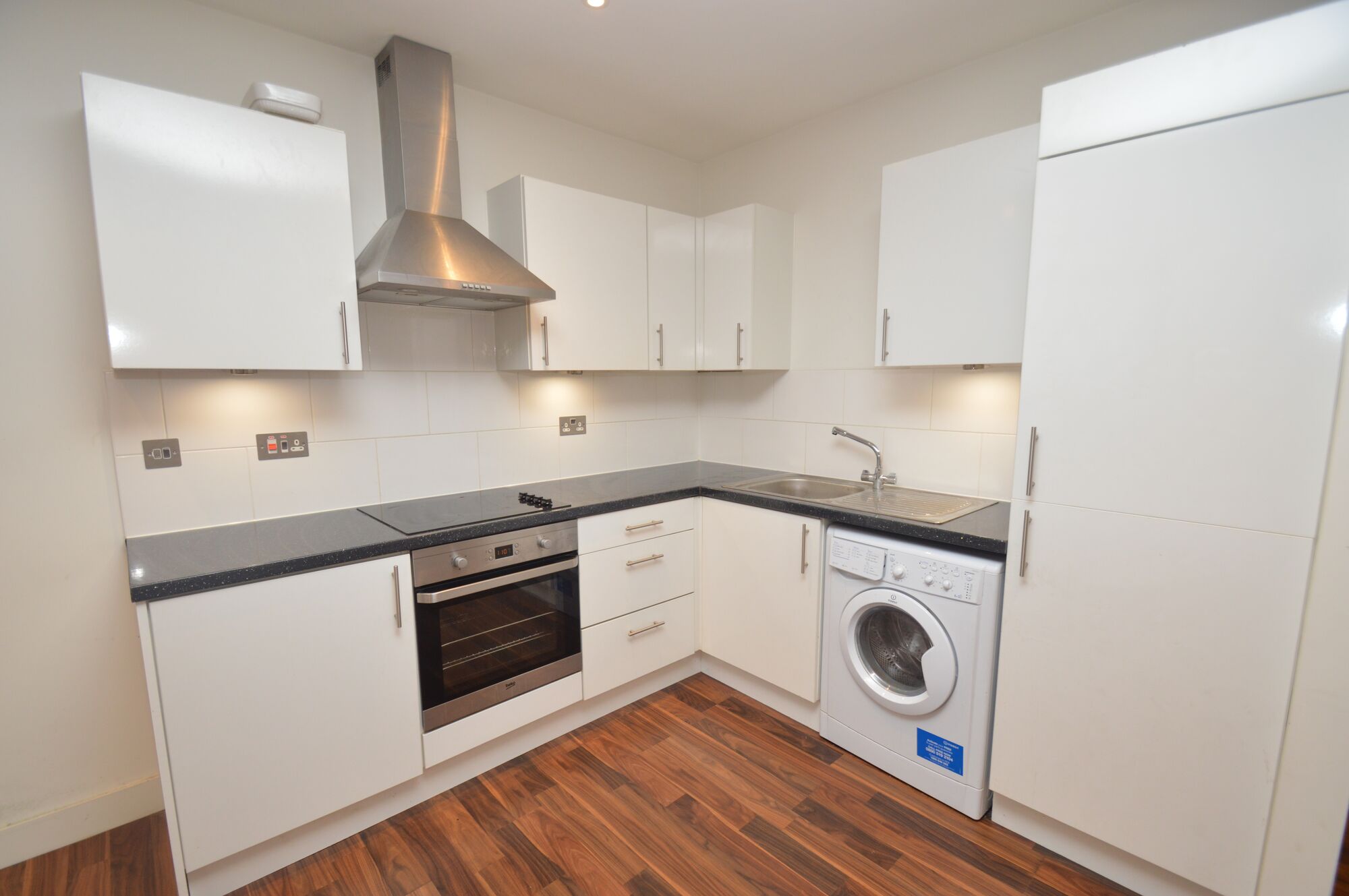 Flat Mendy Street in High Wycombe