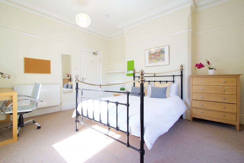 Room Forest Grove in Nottingham
