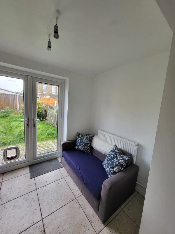 Room Ashville Road in Greater London