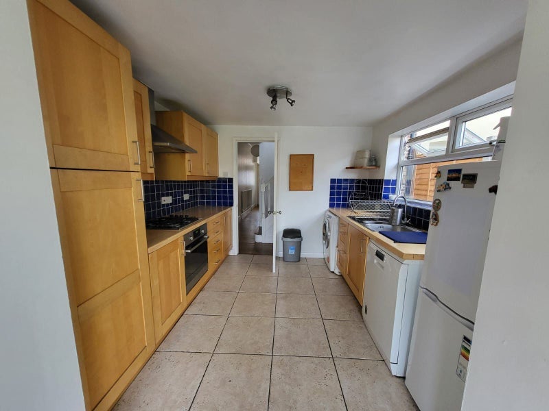 Room Ashville Road in Greater London