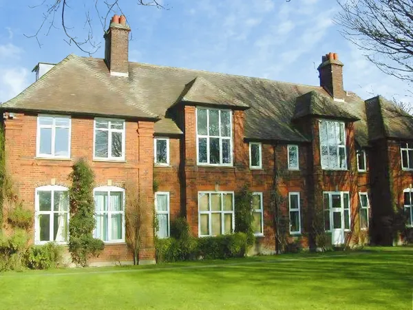 Flat Harvey Goodwin Avenue in Cambridge