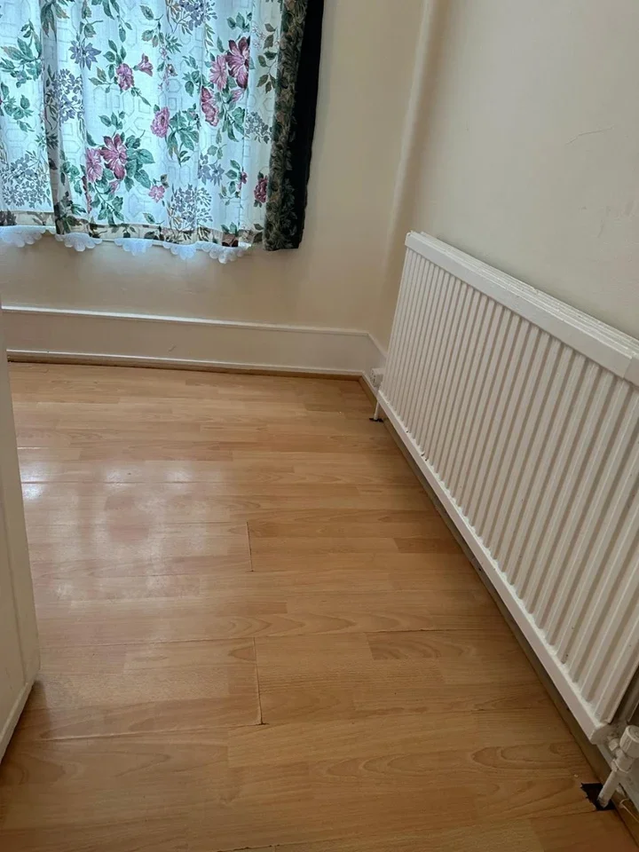 Room Gartmore Road in Greater London