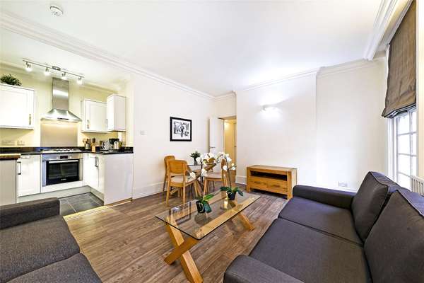 Flat New Oxford Street in Greater London