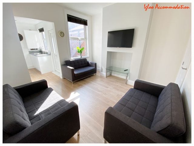 Flat Harefield Road in Sheffield