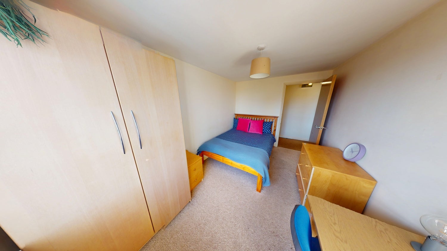 Flat Russell Street in Nottingham