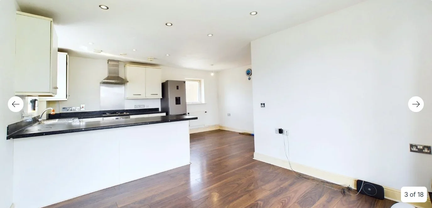 Flat Drinkwater Road in Greater London