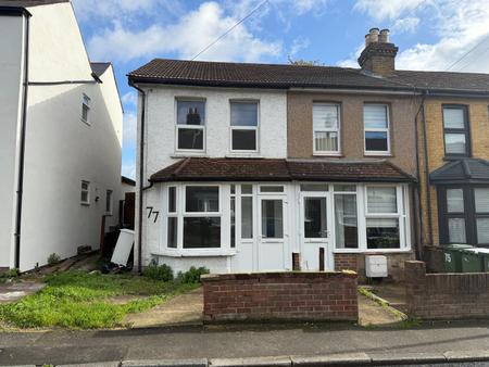 House West Street in Greater London
