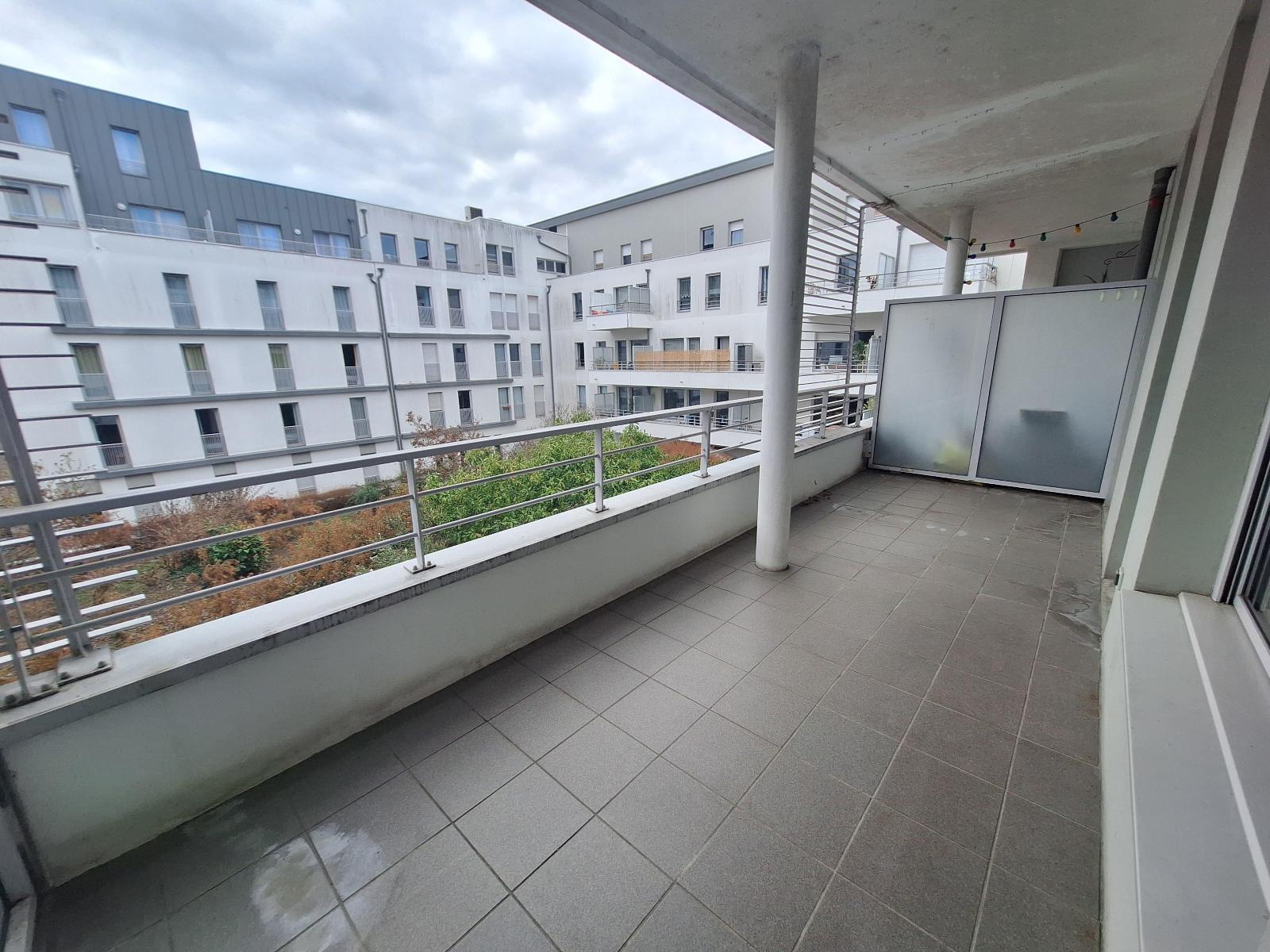 Flat Rue Crucy in Nantes
