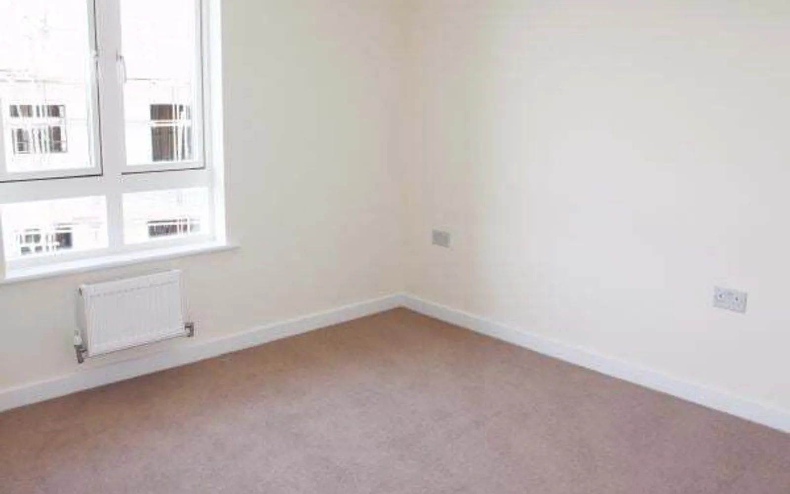 Flat Pump House Crescent in Watford