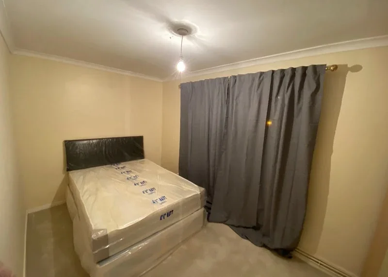 Room Stockwell Close in Greater London